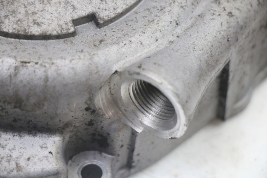 photo de OBUDOWA ZAPŁONU PEUGEOT SATELIS 125 (2013 - 2018) - Zbliżenie techniczne