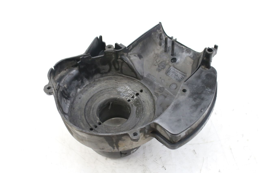 photo de OBUDOWA ZAPŁONU APRILIA SCARABEO 100 (2003 - 2012) - Zbliżenie techniczne