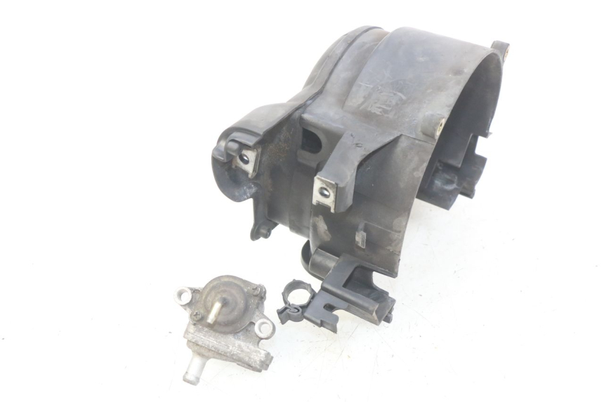 photo de OBUDOWA ZAPŁONU PIAGGIO VESPA LXV 125 (2006 - 2009) - Zbliżenie techniczne