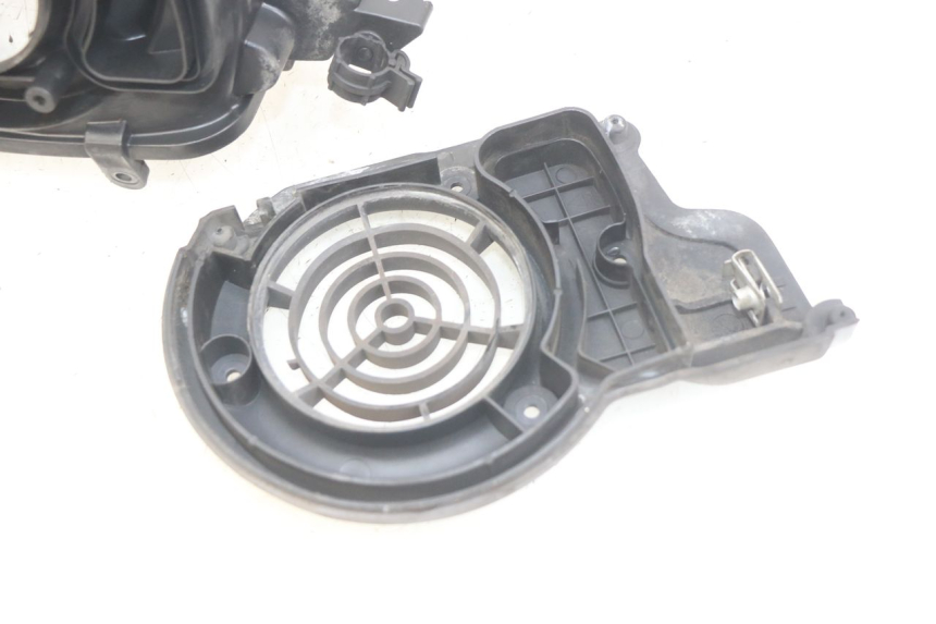 photo de OBUDOWA ZAPŁONU PIAGGIO VESPA LXV 125 (2006 - 2009) - Punkty mocowania