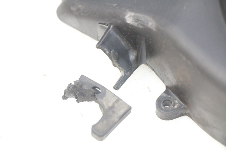 photo de OBUDOWA ZAPŁONU PIAGGIO VESPA PRIMAVERA 2T 50 (2013 - 2018) - Szczegół części