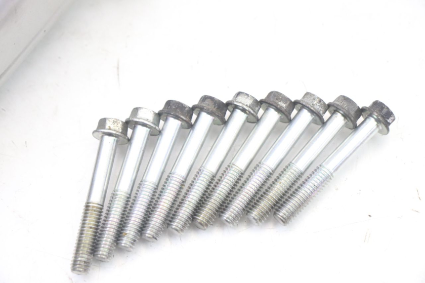 photo de OBUDOWA ZAPŁONU YAMAHA X-MAX XMAX 125 (2010 - 2013) - Stan powierzchni