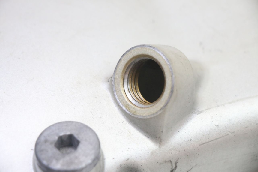 photo de OBUDOWA ZAPŁONU YAMAHA XMAX X-MAX 125 (2006 - 2009) - Inny kąt widzenia