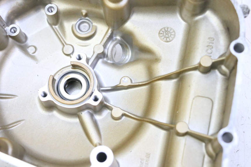 photo de OBUDOWA ZAPŁONU YAMAHA X-MAX XMAX 250 (2006 - 2009) - Zoom stanu zużycia