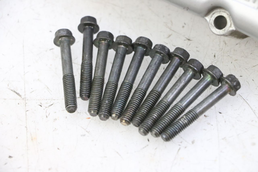 photo de OBUDOWA ZAPŁONU YAMAHA X-MAX XMAX 250 (2006 - 2009) - Oznaczenia i referencje