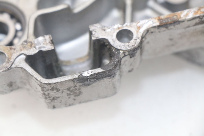 photo de OBUDOWA ZAPŁONU SUZUKI XF FREEWIND 650 (1997 - 2003) - Zoom stanu zużycia