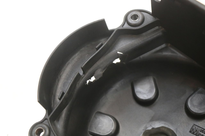 photo de OBUDOWA ZAPŁONU YAMAHA YP MAJESTY 125 (2002 - 2006) - Punkty mocowania