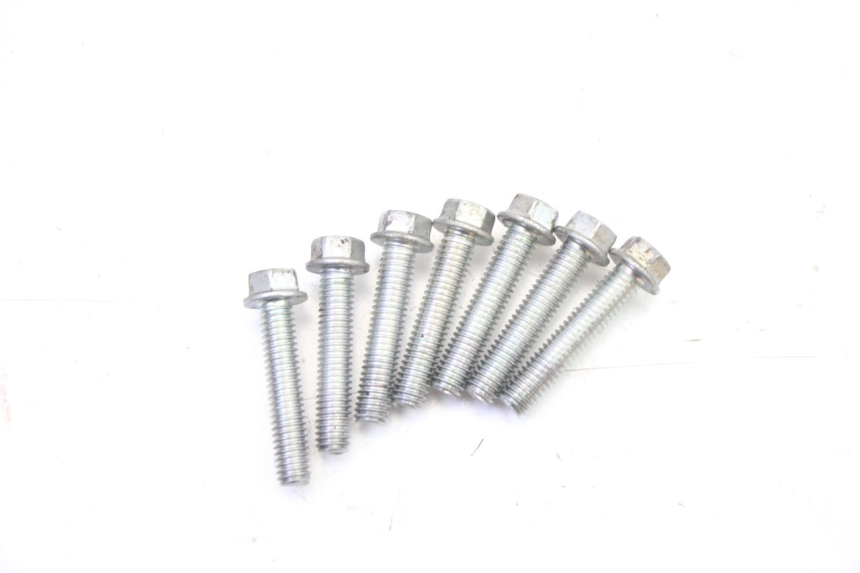 photo de OBUDOWA ZAPŁONU YAMAHA YZF YZ-F 450 (2014 - 2016) - Punkty mocowania