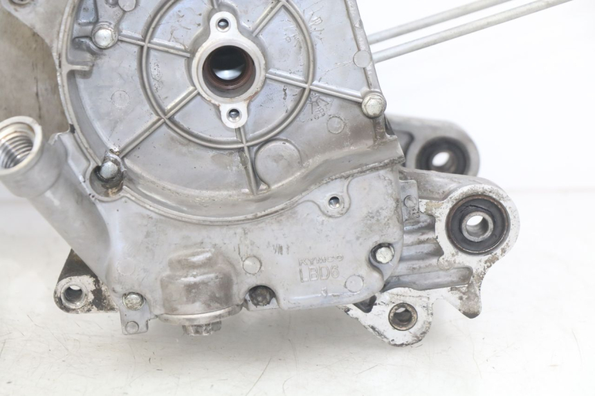 photo de Karter dolny silnika KYMCO AGILITY 16+ 4T 50 (2018 - 2023) - Szczegóły charakterystyczne