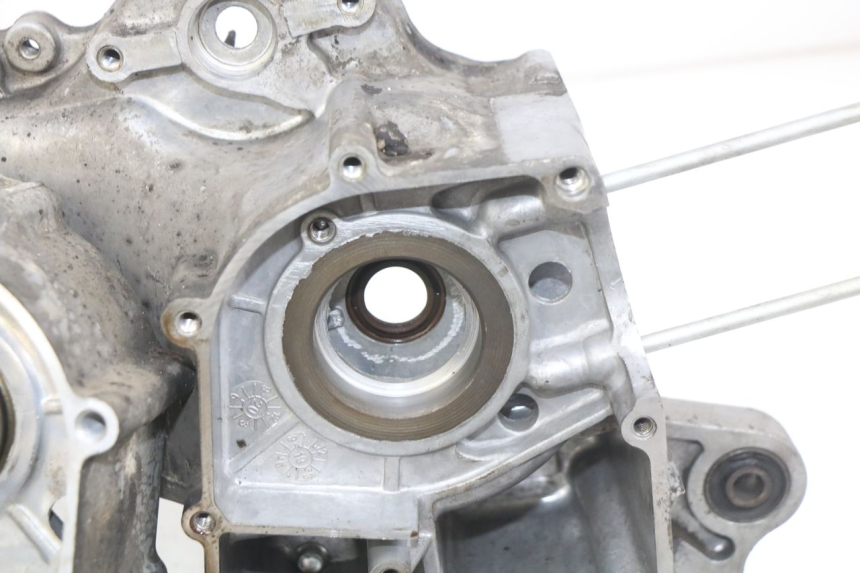 photo de Karter dolny silnika KYMCO AGILITY 16+ 4T 50 (2018 - 2023) - Struktura - zbliżenie