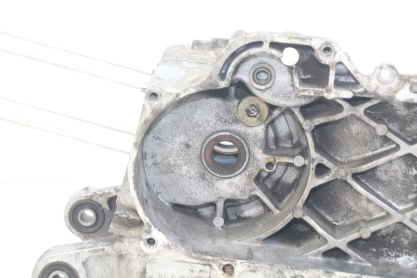 photo de Karter dolny silnika KYMCO AGILITY 4T 50 (2005 - 2018) - Oznaczenia i referencje