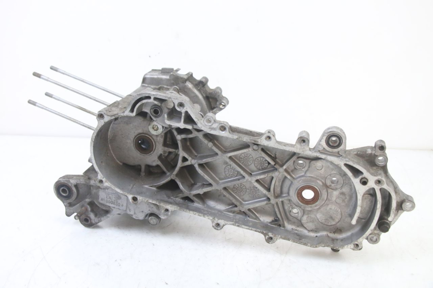 photo de Karter dolny silnika KYMCO AGILITY 4T 50 (2018 - 2022) - Widok z bliska