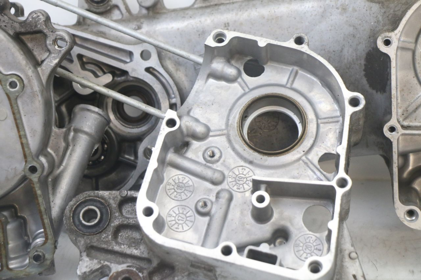 photo de Karter dolny silnika KYMCO AGILITY 4T 50 (2018 - 2022) - Inny kąt widzenia