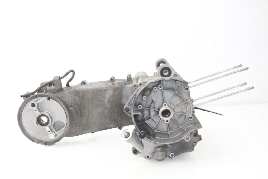 photo de Karter dolny silnika JONWAY AZTRAL 125 (2008 - 2017) - Zbliżenie komponentów