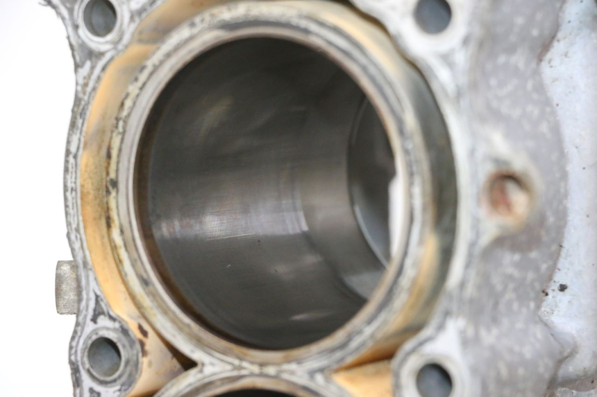 photo de Karter dolny silnika HONDA CBR RR FIREBLADE 900 (1992 - 1994) - Alternatywny kąt