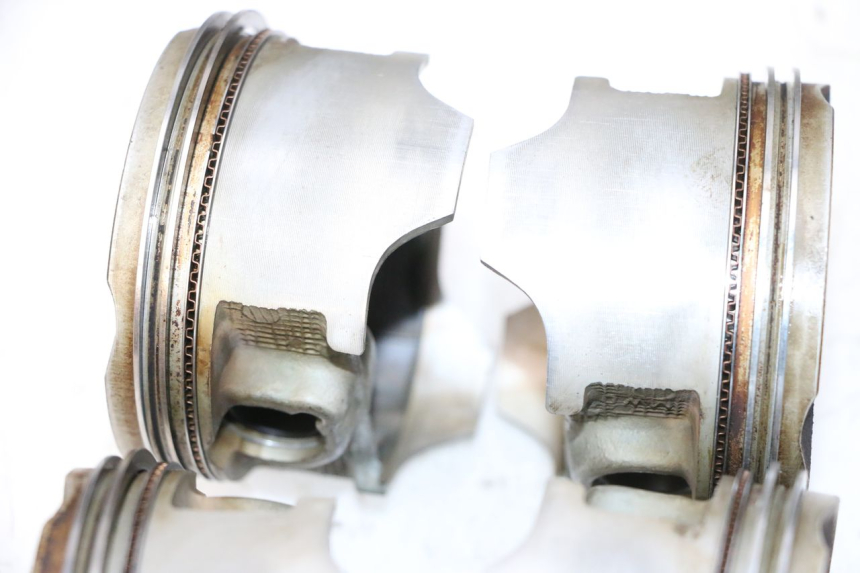 photo de Karter dolny silnika HONDA CBR RR FIREBLADE 900 (1992 - 1994) - Część sprawdzona