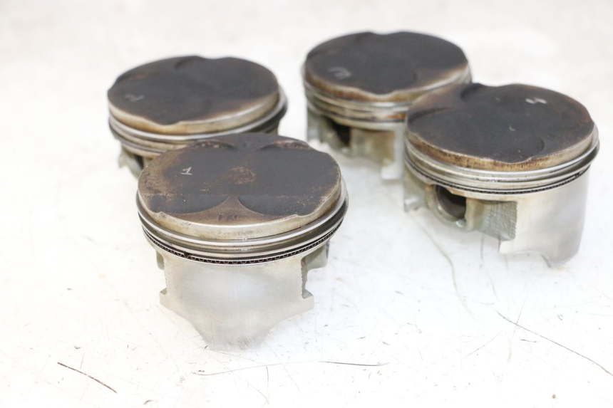 photo de Karter dolny silnika HONDA CBR RR FIREBLADE 900 (1992 - 1994) - Oznaczenia i referencje