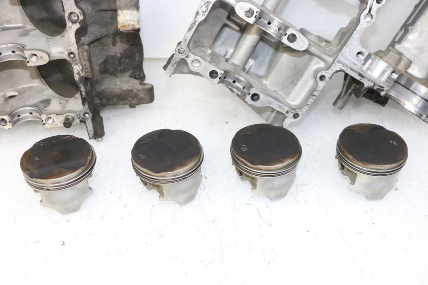 photo de Karter dolny silnika HONDA CBR RR FIREBLADE 900 (1992 - 1994) - Widok produktu