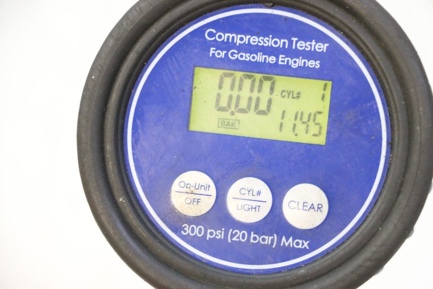 photo de Karter dolny silnika HONDA CBR RR FIREBLADE 900 (1992 - 1994) - Widok główny