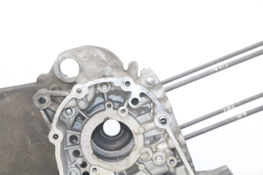 photo de Karter dolny silnika PEUGEOT CITYSTAR 125 (2011 - 2017) - Szczegóły charakterystyczne