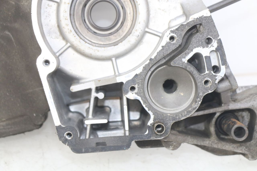 photo de Karter dolny silnika PEUGEOT CITYSTAR 125 (2011 - 2017) - Alternatywny kąt