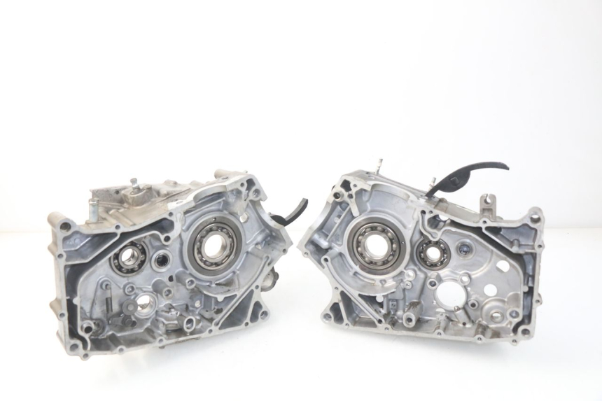 photo de Karter dolny silnika HYOSUNG COMET GTR 125 (2007 - 2014) - Szczegóły charakterystyczne