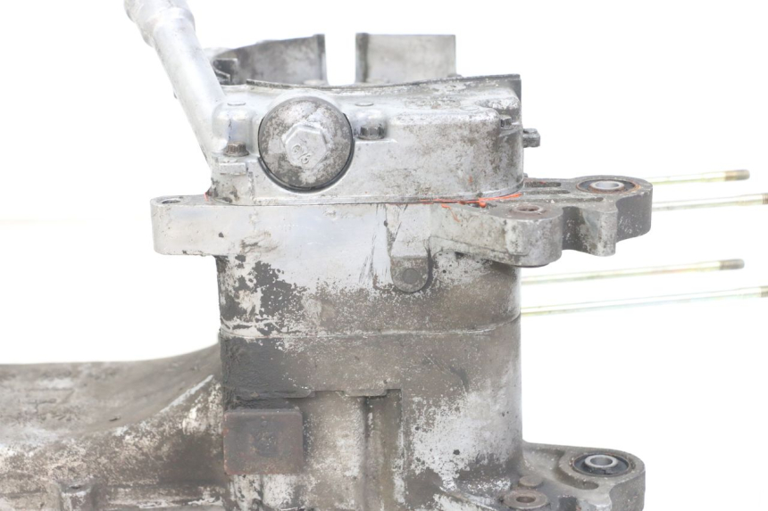 photo de Karter dolny silnika KYMCO DINK 4T 50 (2007 - 2018) - Zbliżenie komponentów