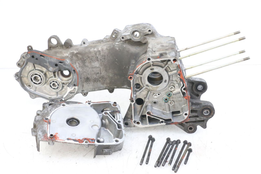 photo de Karter dolny silnika KYMCO DINK 4T 50 (2007 - 2018) - Struktura - zbliżenie