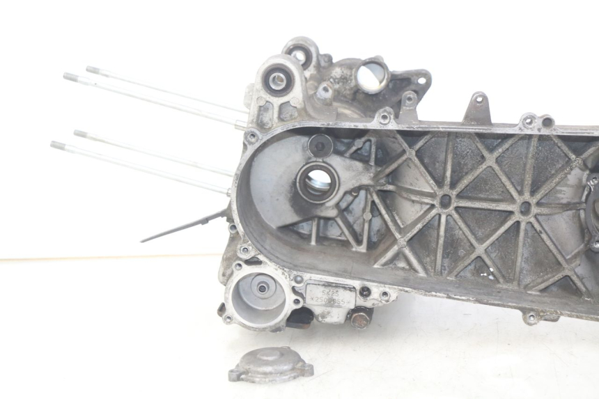 photo de Karter dolny silnika KYMCO DINK STREET 125 (2009 - 2014) - Zbliżenie techniczne