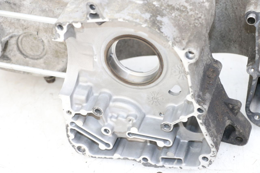 photo de Karter dolny silnika KYMCO DINK STREET 125 (2009 - 2014) - Szczegóły charakterystyczne