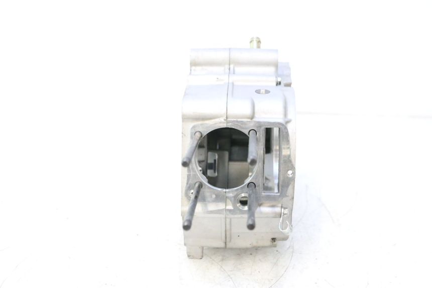 photo de DOLNA OBUDOWA SILNIKA MINI MX DRIFT 150 - Oznaczenia i referencje