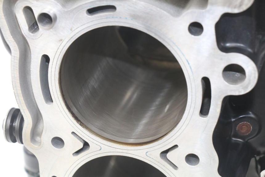 photo de Karter dolny silnika BMW F GS K81 850 (2018 - 2023) - Inny kąt widzenia