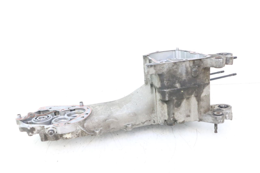 photo de DOLNA OBUDOWA SILNIKA JM MOTORS F45i 4T 50 (2020 - 2023) - Widok z bliska