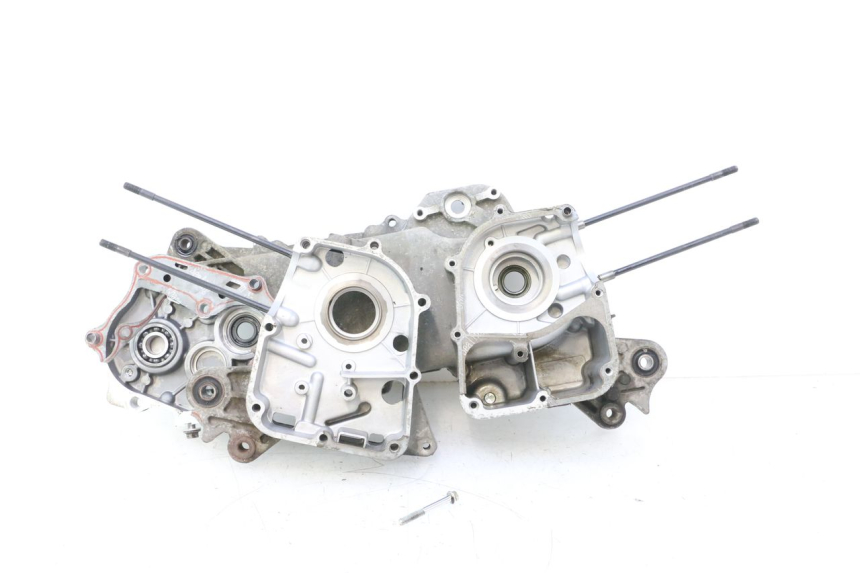 photo de DOLNA OBUDOWA SILNIKA JM MOTORS F45i 4T 50 (2020 - 2023) - Zbliżenie techniczne