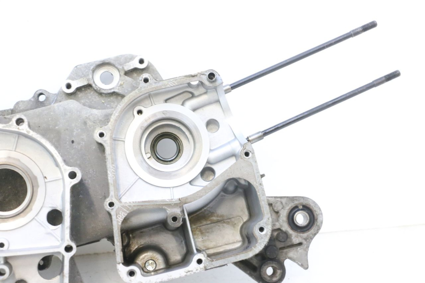 photo de DOLNA OBUDOWA SILNIKA JM MOTORS F45i 4T 50 (2020 - 2023) - Punkty mocowania