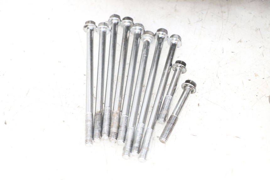 photo de Karter dolny silnika SYM FIDDLE 3 III 50 (2014 - 2020) - Struktura - zbliżenie