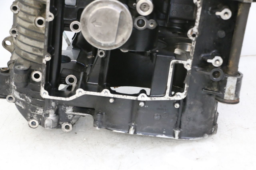 photo de Karter dolny silnika YAMAHA FJ 36Y 1100 (1984 - 1985) - Alternatywny kąt