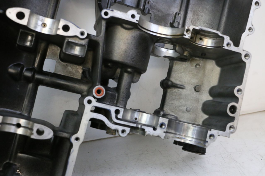 photo de Karter dolny silnika YAMAHA FJ 36Y 1100 (1984 - 1985) - Zoom stanu zużycia