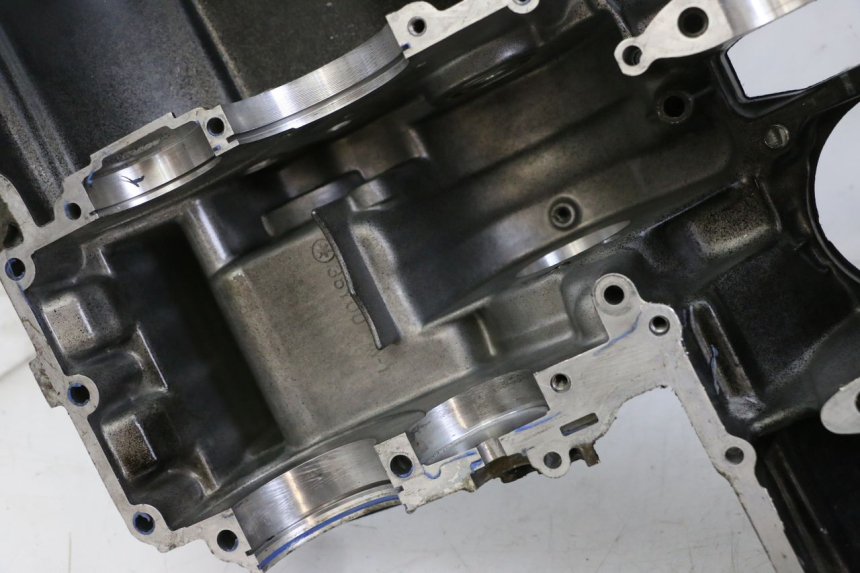 photo de Karter dolny silnika YAMAHA FJ 36Y 1100 (1984 - 1985) - Punkty mocowania