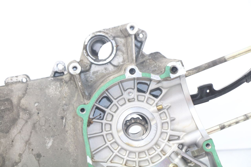 photo de Karter dolny silnika PIAGGIO FLY 125 (2005 - 2012) - Stan powierzchni