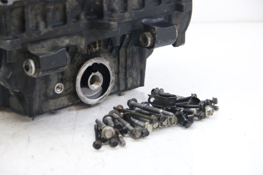 photo de Karter dolny silnika YAMAHA FZS FAZER 600 (2001 - 2003) - Szczegół części