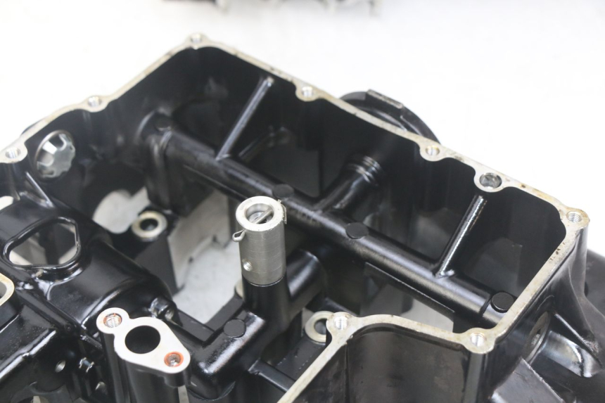 photo de Karter dolny silnika YAMAHA FZS FAZER 600 (1998 - 2001) - Zbliżenie komponentów