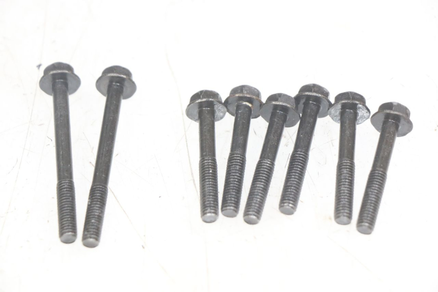 photo de Karter dolny silnika YAMAHA FZS FAZER 600 (1998 - 2001) - Punkty mocowania