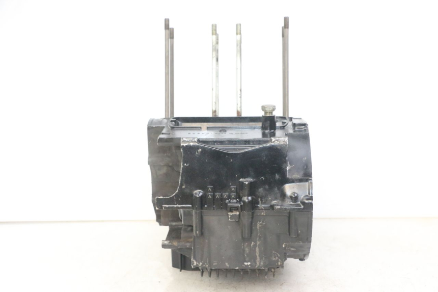 photo de Karter dolny silnika SUZUKI GS GSE 500 (2001 - 2003) - Zoom stanu zużycia