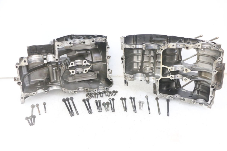 photo de Karter dolny silnika SUZUKI GS GSE 500 (2001 - 2003) - Widok ogólny