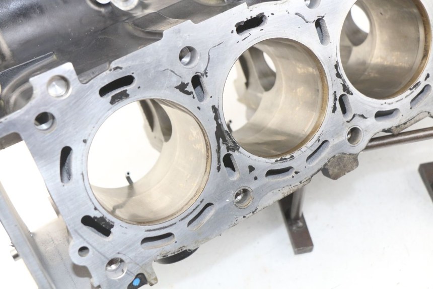 photo de Karter dolny silnika SUZUKI GSR 600 (2005 - 2012) - Zoom jakości