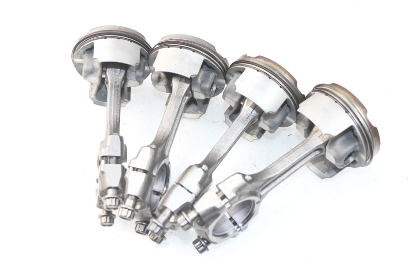 photo de Karter dolny silnika SUZUKI GSR 600 (2005 - 2012) - Inny kąt widzenia