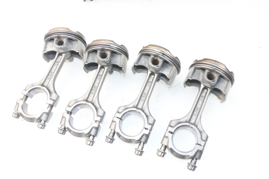 photo de Karter dolny silnika SUZUKI GSR 600 (2005 - 2012) - Punkty mocowania