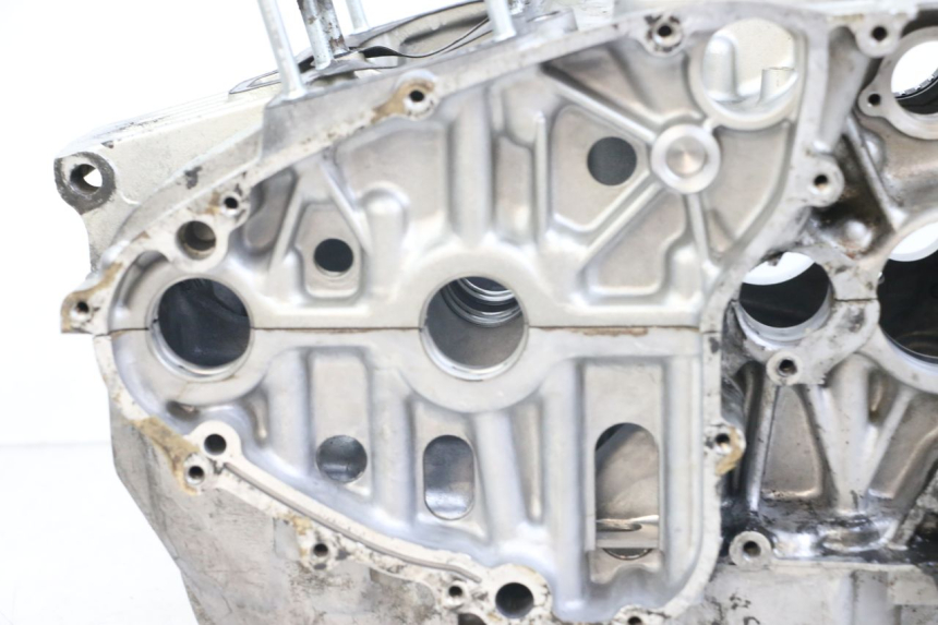 photo de Karter dolny silnika SUZUKI GSX E 250 (1982 - 1983) - Widok produktu