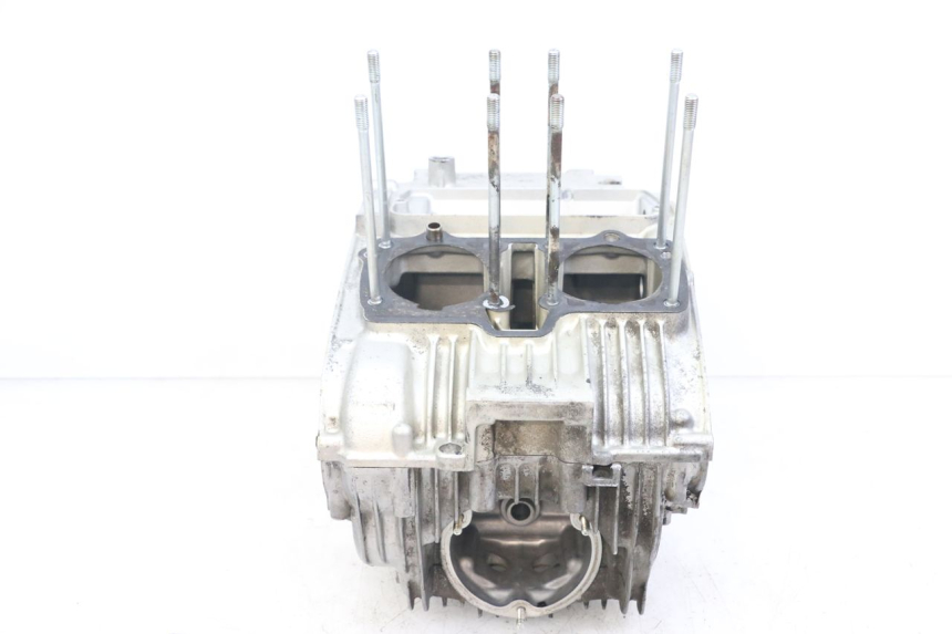 photo de Karter dolny silnika SUZUKI GSX E 250 (1982 - 1983) - Widok ogólny